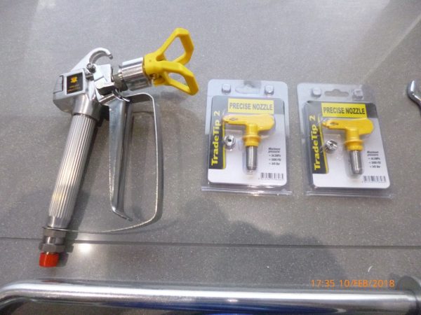 Airless Paint Spray Piston Pro 777 3HP 15M Hose 5/17 + 5/19 Metal Wand 2200Watts PRO 777 SPRAYER GUN